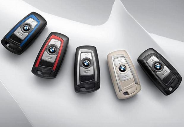 Пенсионирането на цветните ключове при BMW вече настъпи