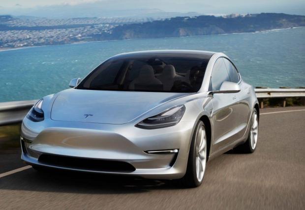 9. Tesla: -11 000 евро на кола (загуба)