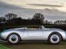 4. Porsche 550 A Spyder: 5 170 000 долара за “Убиеца на гиганти” с 1,5-литров мотор със 135 к.с. Мъникът е първото Porsche, създадено за състезания и получава прякора си, след като ступва доста по-големи и мощни модели.