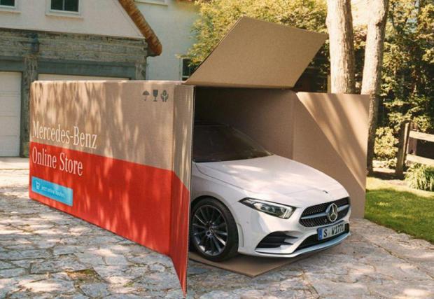 Снимки на Benz-ове, които вероятно не бихте имали против да откриете пакетирани пред входната ви врата