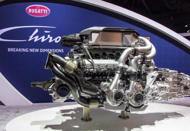 1. Bugatti Chiron: 8-литров W16 с четири турбини и 1500 к.с.