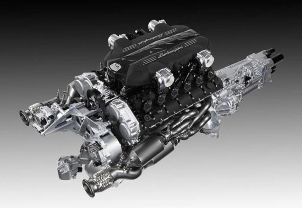 9. Lamborghini Aventador: Вероятно последното атмосферно нехибридно Lambo развърта своя епичен мотор до 8250 об/мин.