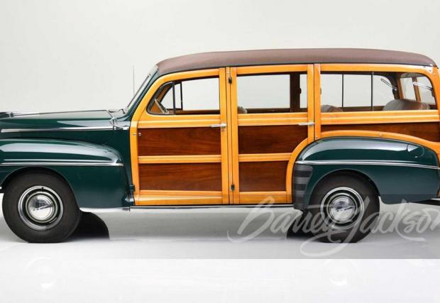 Ford Super Deluxe Custom Woody Wagon