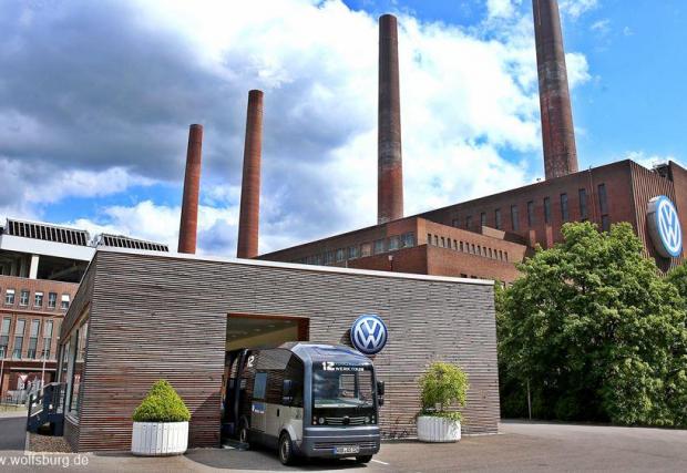 Заводът във Волсфбург ще продължи да съществува, но към него ще се добави изцяло нов за електромобили