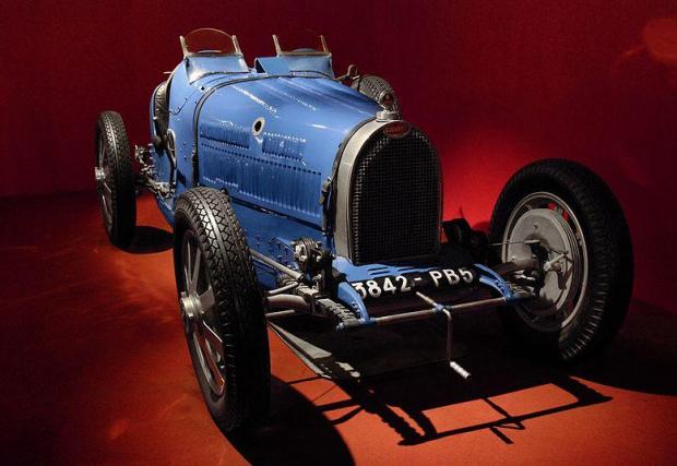 Bugatti Type 35 е една от най-успешнит състезателни коли на марката