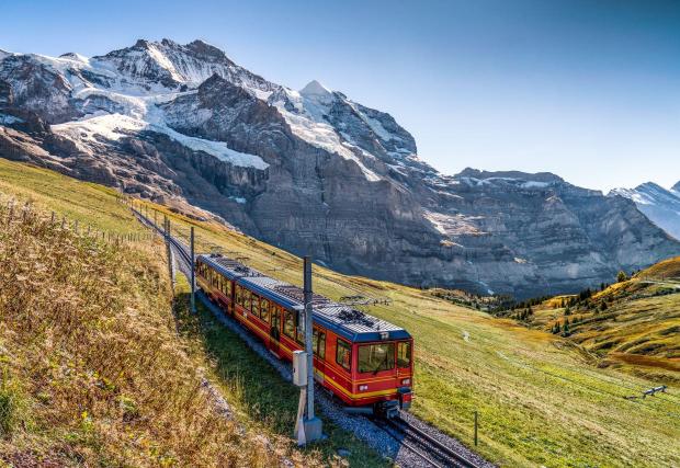 Популярните швейцарски зъбчати железници са едни от най-високопланинските влакове в света