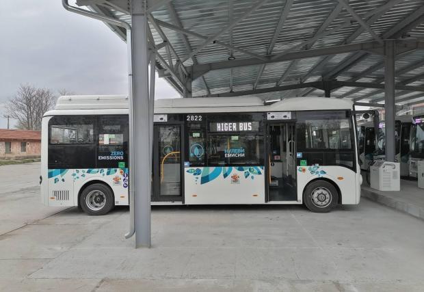 Две снимки на новите китайски автобуси Higer