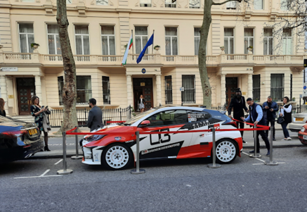 Снимката е от 2022 г. при представянето на новата състезателна Toyota Yaris GR Gazoo Racing на Свилен Димов пред Посолството на България в Лондон