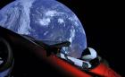 Съвсем нормално: Tesla Roadster в космоса. Исторически момент: успешно изстрелване за Илон Мъск и SpaceX