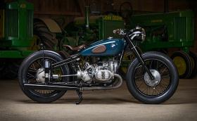 Едно прекрасно BMW R 51/2 от Kontrast Kreations. Немците са произвели само 5000 броя
