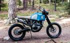 В гората със стил: Husqvarna FE 501 от Deus Ex Machina