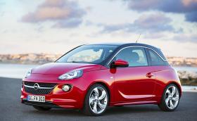 Opel Air + Style в Инсбрук: Яко сноуборд събитие с подарък Opel Adam и 100 000 щатски долара