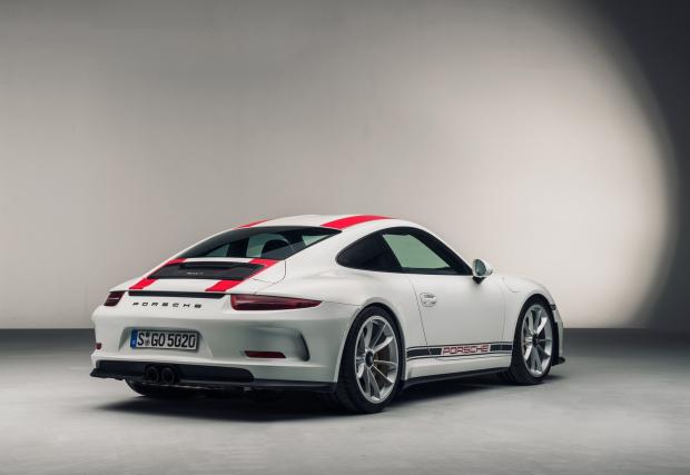 Фенове на Porsche, започнете да плачете. Това е последното истинско 991. Това е 911 R (Пълна галерия + видео)
