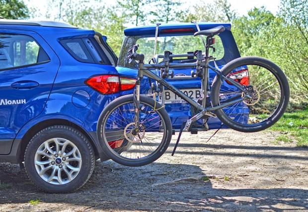 Тест на Ford EcoSport. С раница и колело. Не пропускайте и галерията