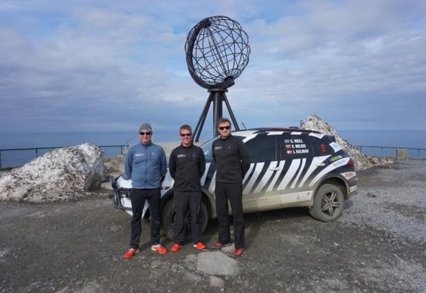 Направиха го! The Longest Drive поставиха нов рекорд - от Нордкап – най-северната точка на Европа, до Иглен Нос, Южна Африка. За под девет дни!