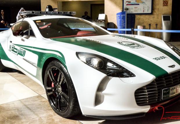 Дубайската полиция конфискувала 81 коли. Връщат ги на собствениците срещу 27 хил. долара. На кола