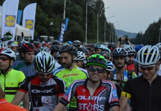 1500 колоездачи стартираха в Обиколката на Витоша