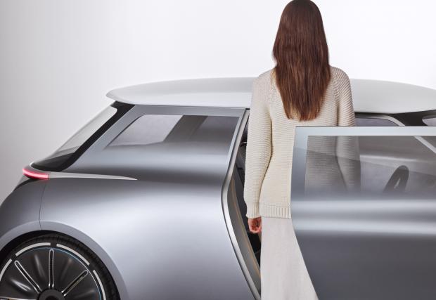  MINI Vision NEXT 100. Третата концепция на BMW Group, по повод следващите сто години. Галерия и видео