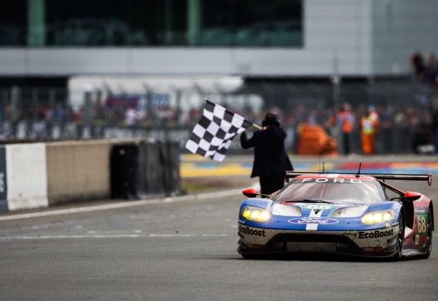 Няколко кадъра от победата на Ford в Льо Ман. Новият GT триумфира точно 50 години след легендата GT40