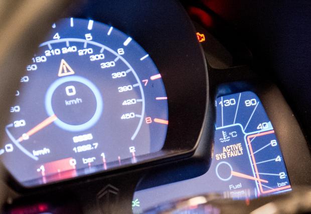 Ето защо Koenigsegg е една от най-готините автомобилни марки в света. Никога не сте чели подобен доклад от катастрофа. Респект!