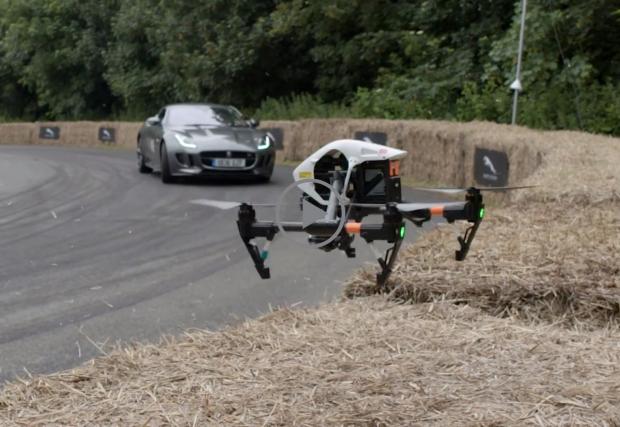Изкуството да снимаш с дрон и 2016 Goodwood Festival of Speed, през очите на DJI. Изумително събитие, заснето по изумителен начин. Видео