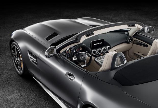 Чисто нов и много отворен: Mercedes-AMG GT Roadster. И видео