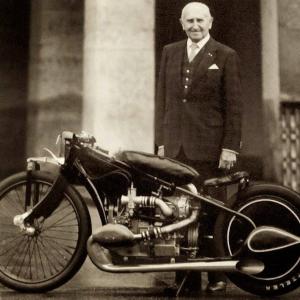 Красавец! 1929 BMW Supercharger | DizzyRiders.bg
