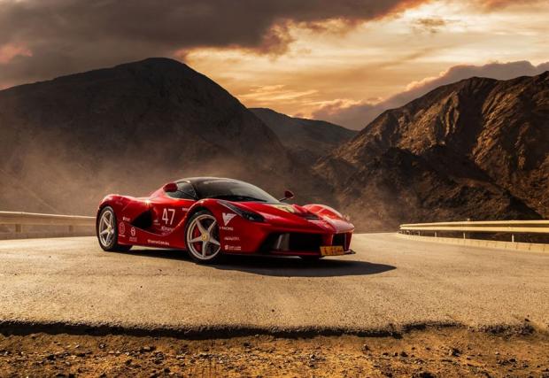 End of the road. LaFerrari в пустошта